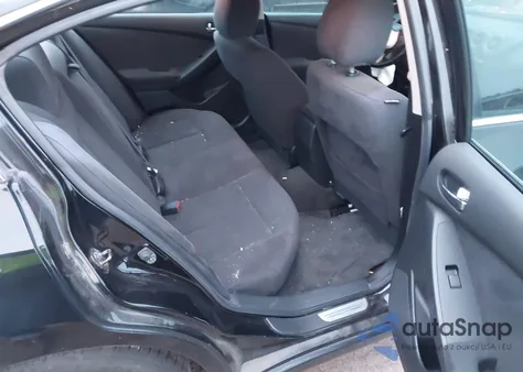 2010 Nissan Altima 2.5 S z USA, uszkodzony, nr VIN 1N4AL2AP0AN461454